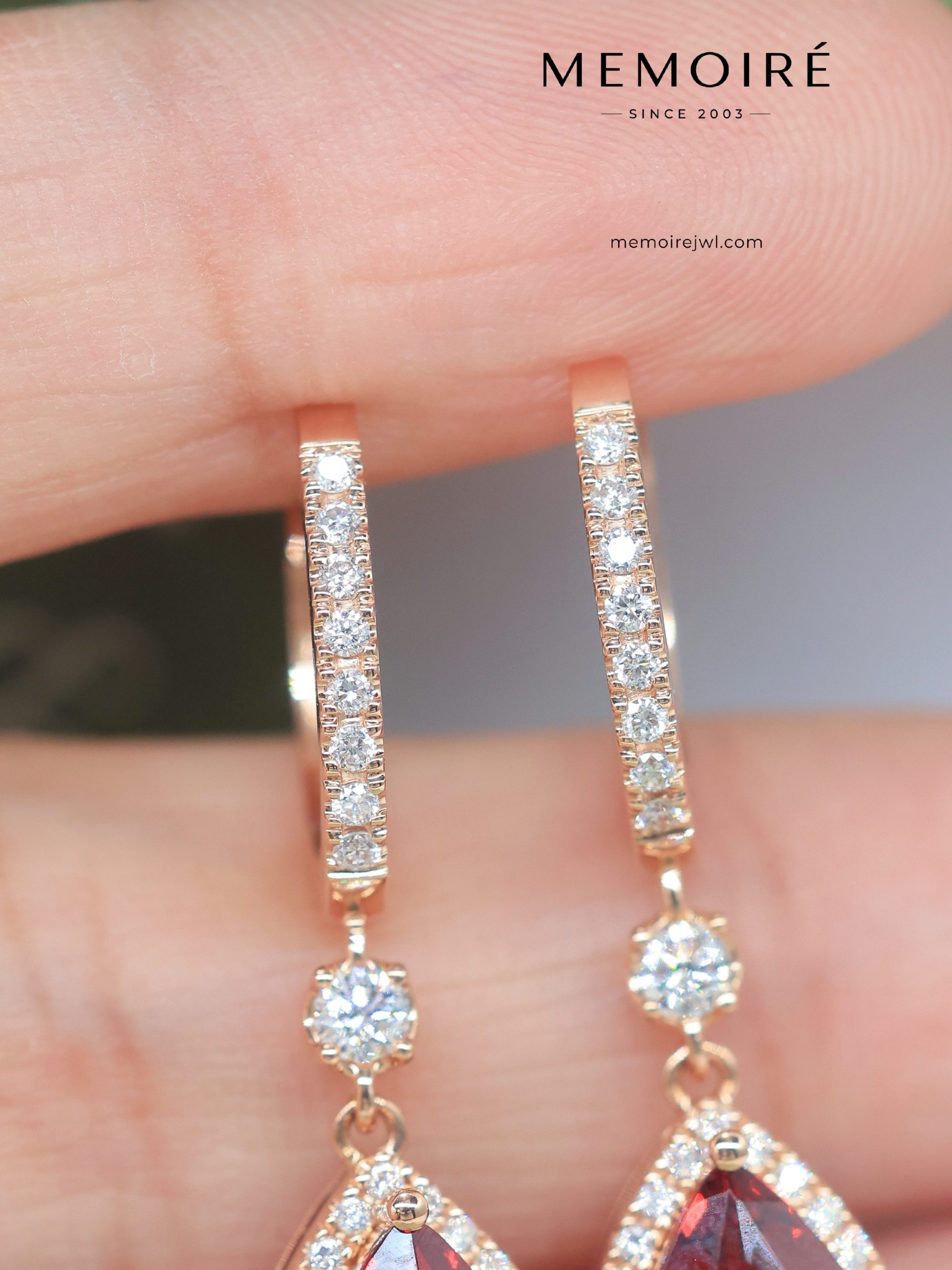 MÉMOIRÉ 18K Rose Gold Pear Shape Garnet Halo Drop Dangle Earrings - Image 3