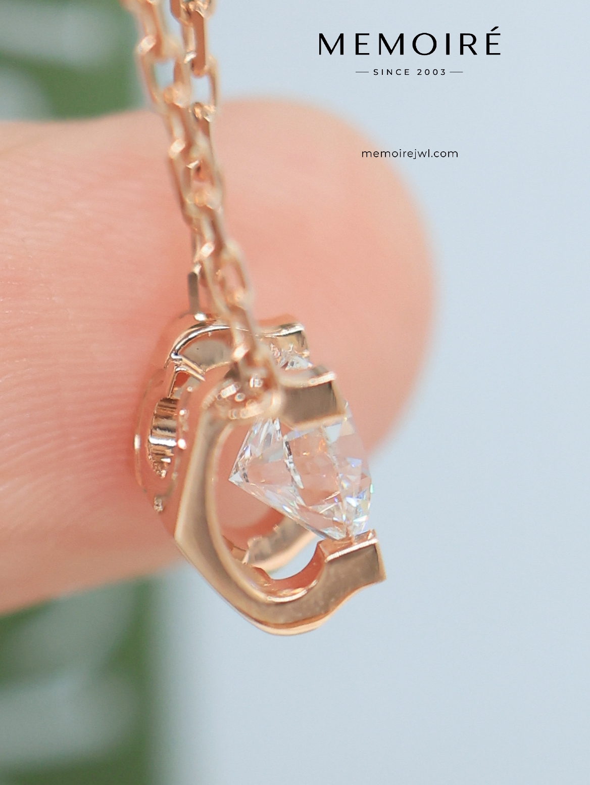 MÉMOIRÉ 18K Rose Gold Four-Prong Solitaire Diamond Pendant Necklace - Image 4