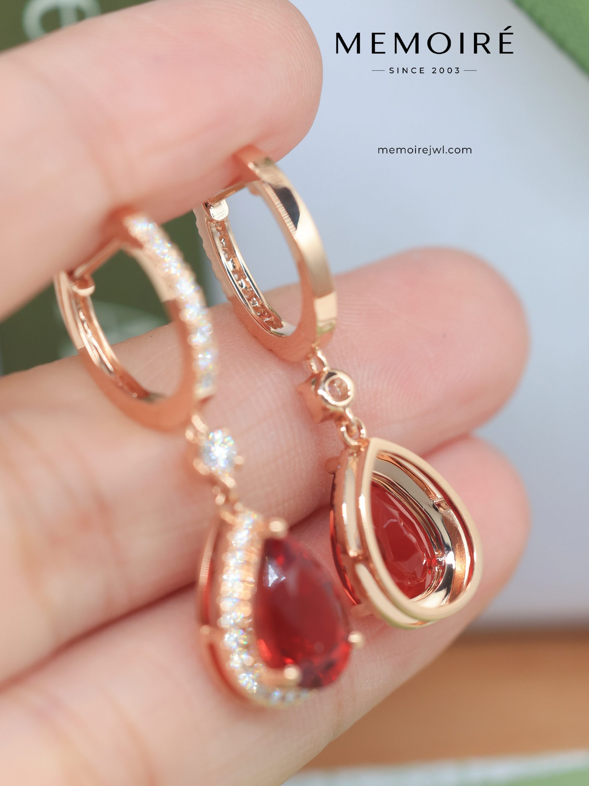 MÉMOIRÉ 18K Rose Gold Pear Shape Garnet Halo Drop Dangle Earrings - Image 5
