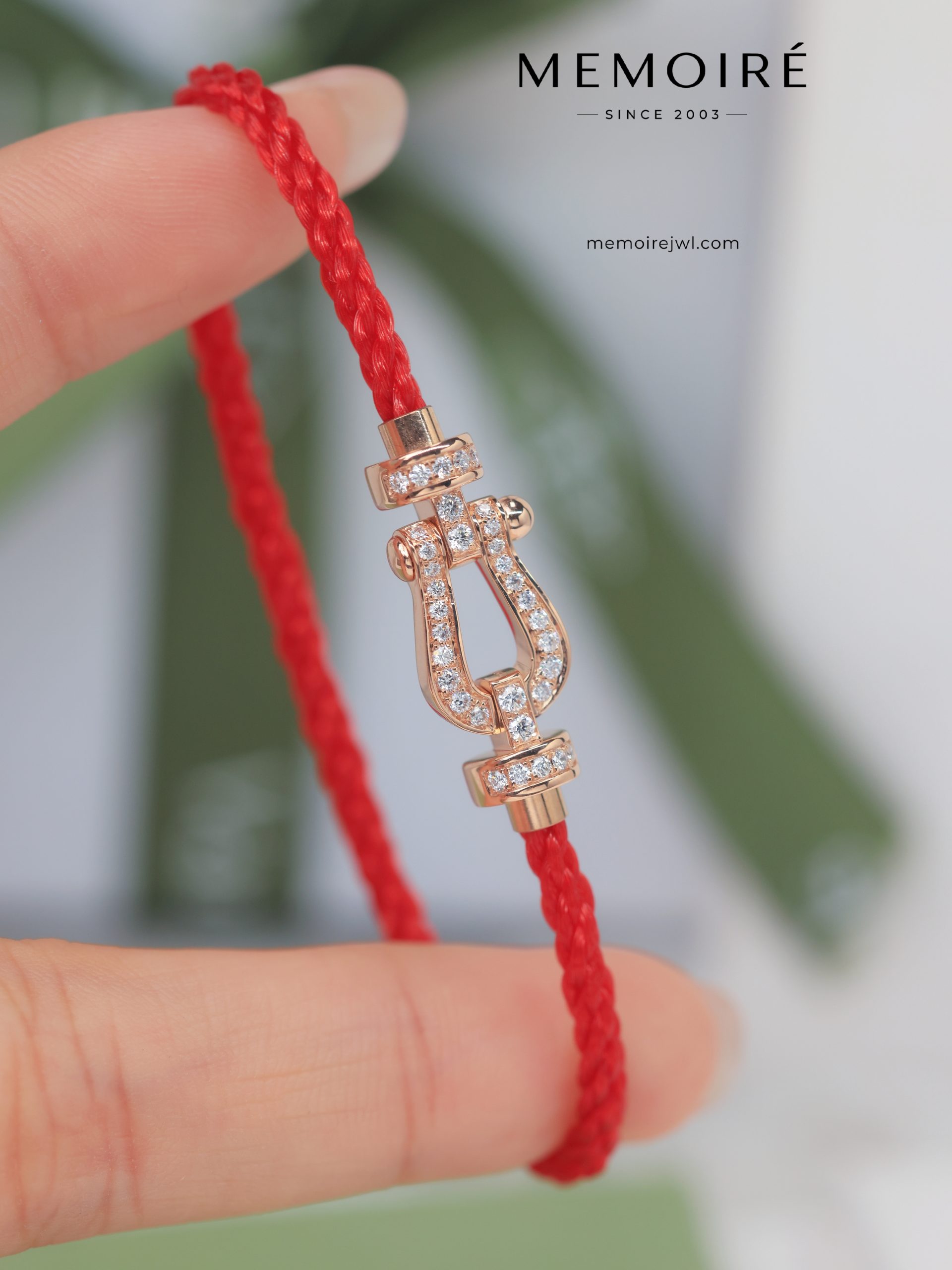 MEMOIRÉ Rose Gold Medium Full-Pave Horseshoe Buckle Red Nylon Cord Bracelet - Image 5