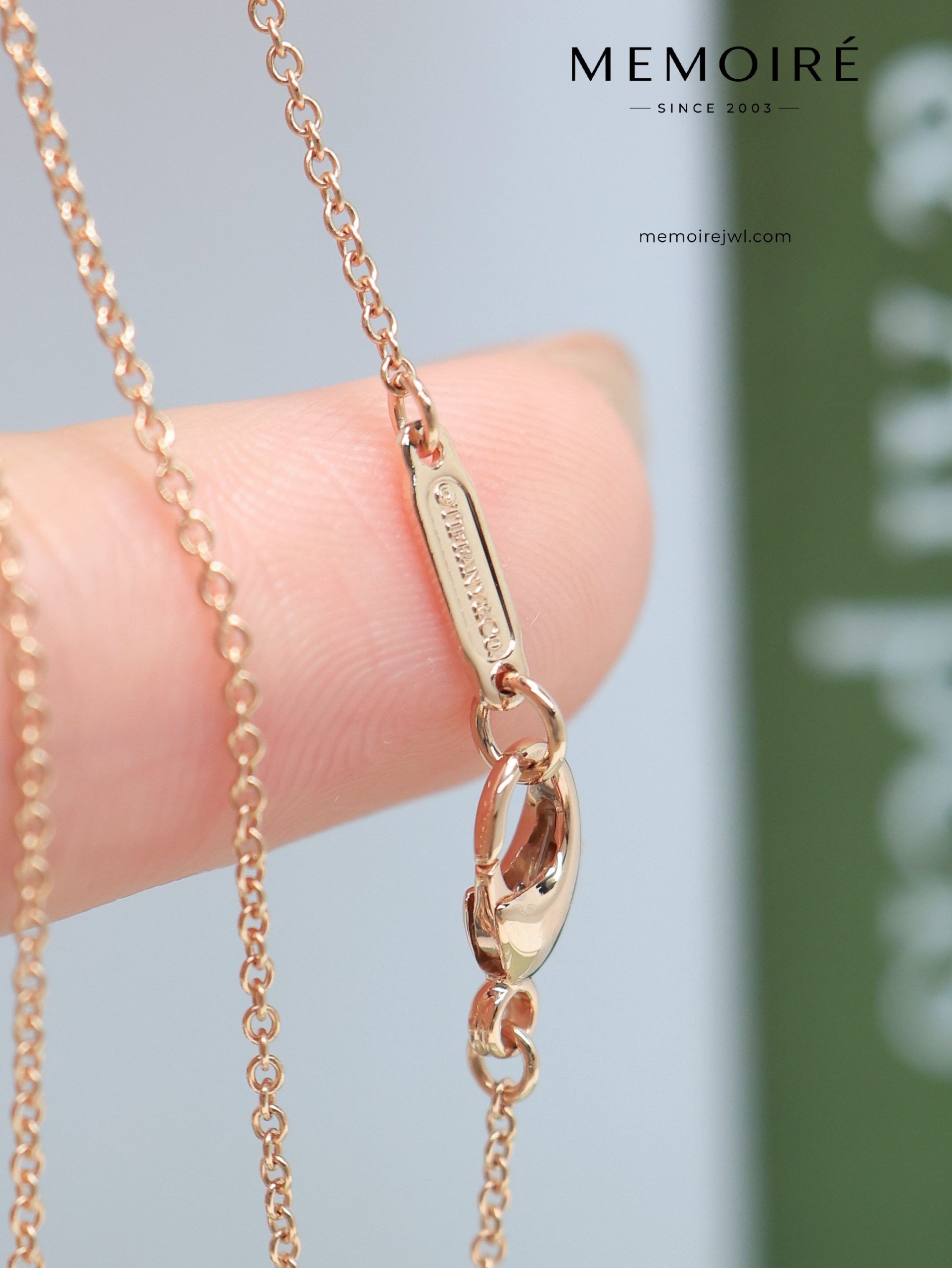 MEMOIRÉ Marquise-Cut & Round Diamond Pendant Necklace in Rose Gold - Image 4