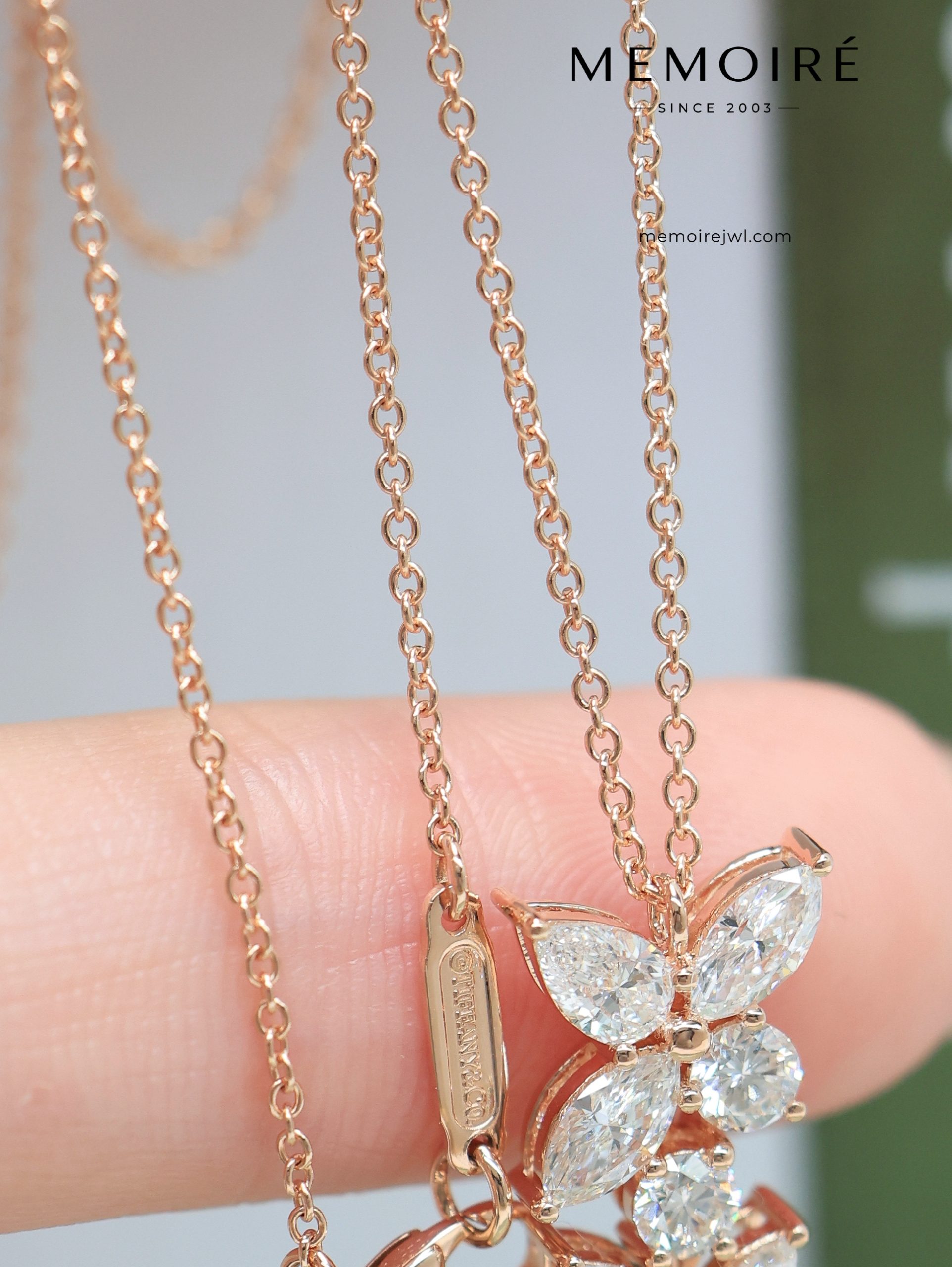 MEMOIRÉ Marquise-Cut & Round Diamond Pendant Necklace in Rose Gold - Image 5