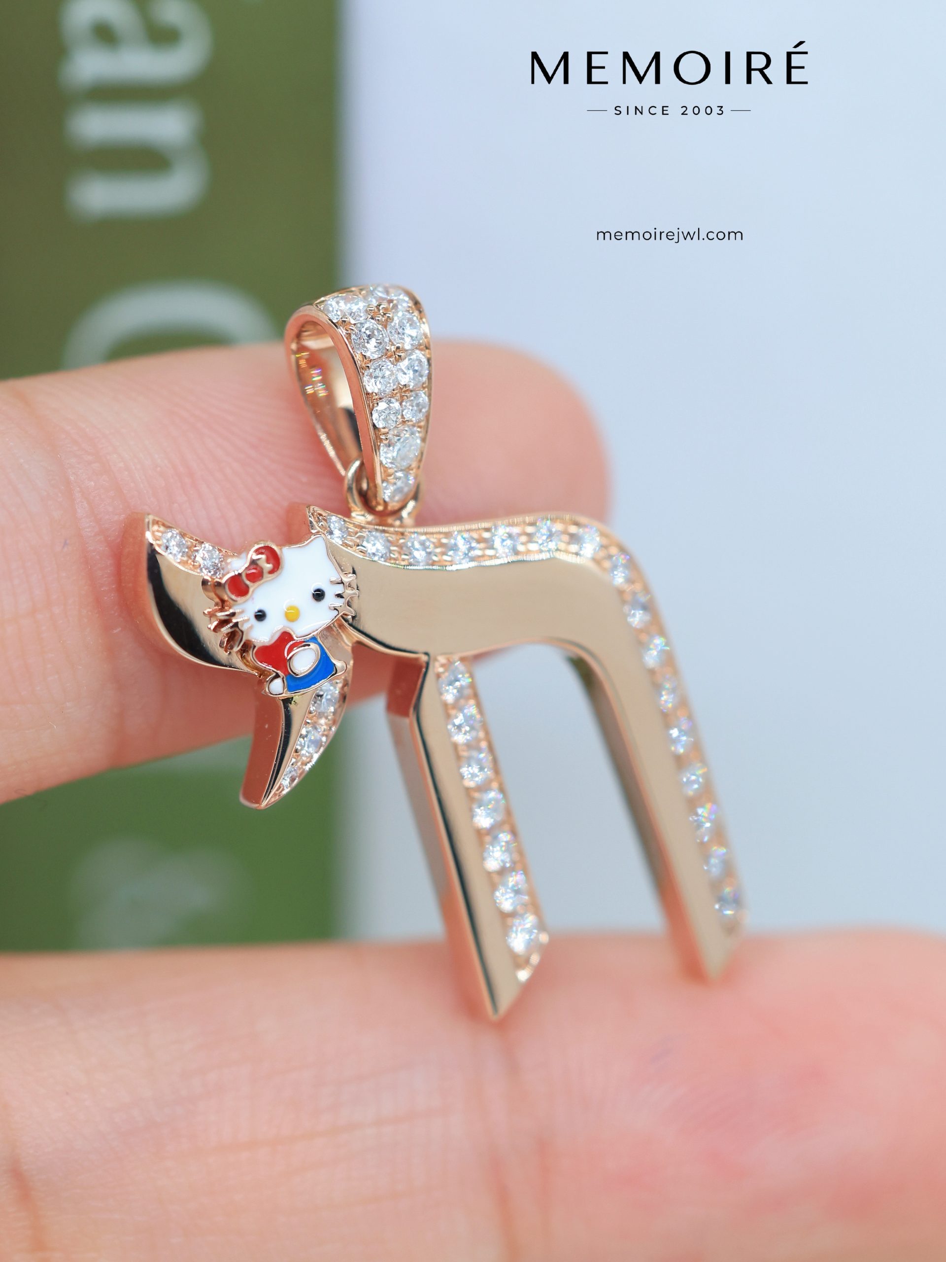 MÉMOIRÉ 18K Rose Gold Pave Chai Kitty Pendant